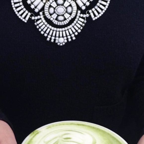 New White Beaded Necklace Embedded with Diamond - Picture 2 of 4